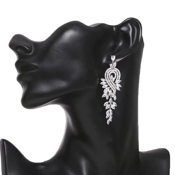 Bridal Jewelry Wedding Chandelier Statement Earrings Dangle Drop Earrings - Picture 2 of 5